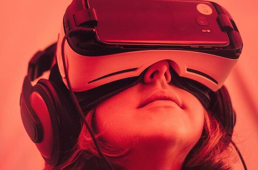 The Incredible Thing About Virtual Reality 42 g24